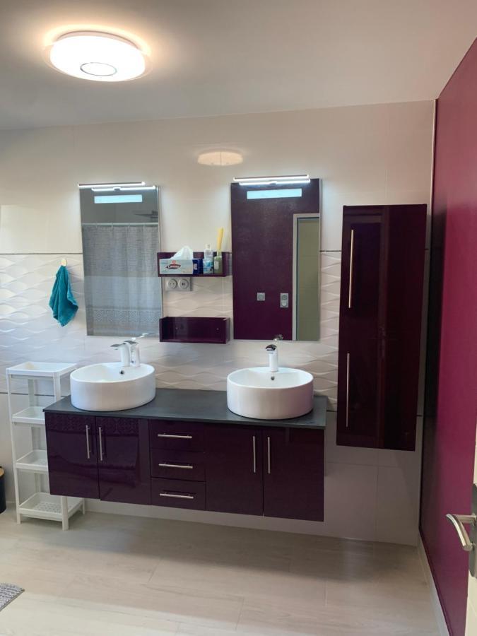 Chambre Privee/Climatisee+Tv /Petit Dejeuner Inclu/Tout Confort Nevers Exterior foto